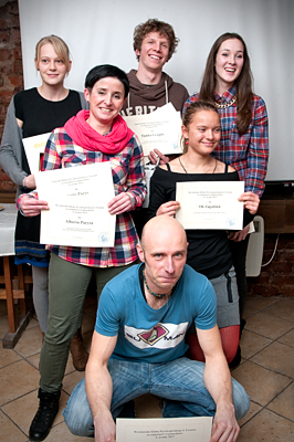 photo1